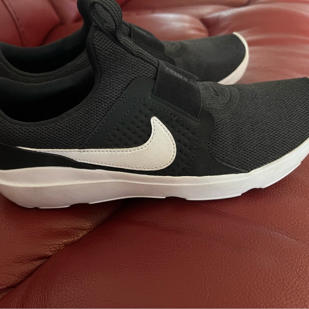 Women shoes size 8